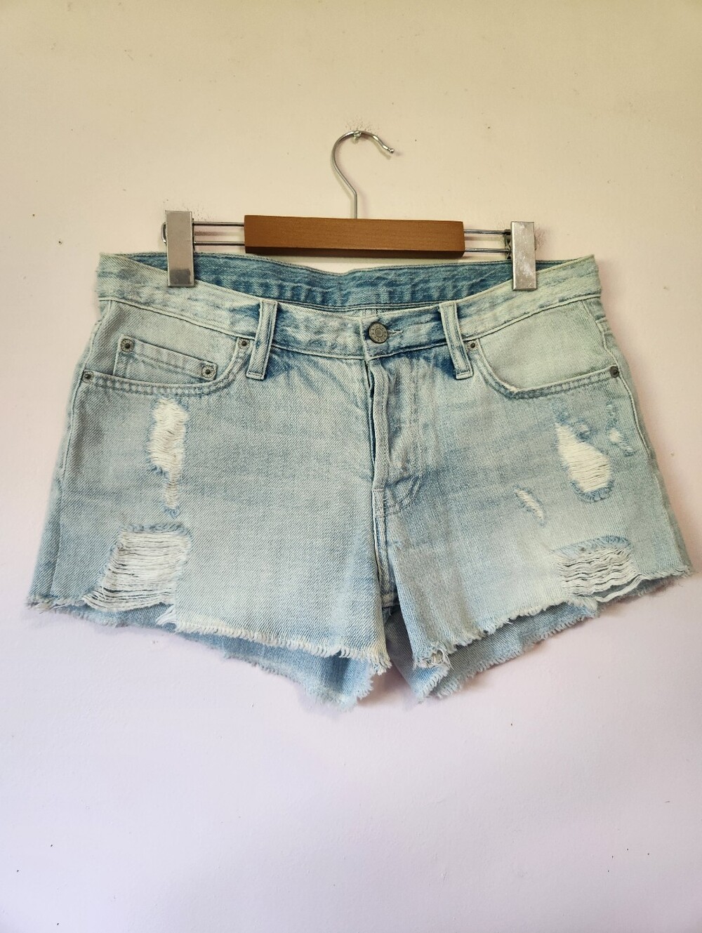 Rails Light Wash Heavy Distressed Cutoff Raw Hem Denim Shorts Y2K Festival Boho